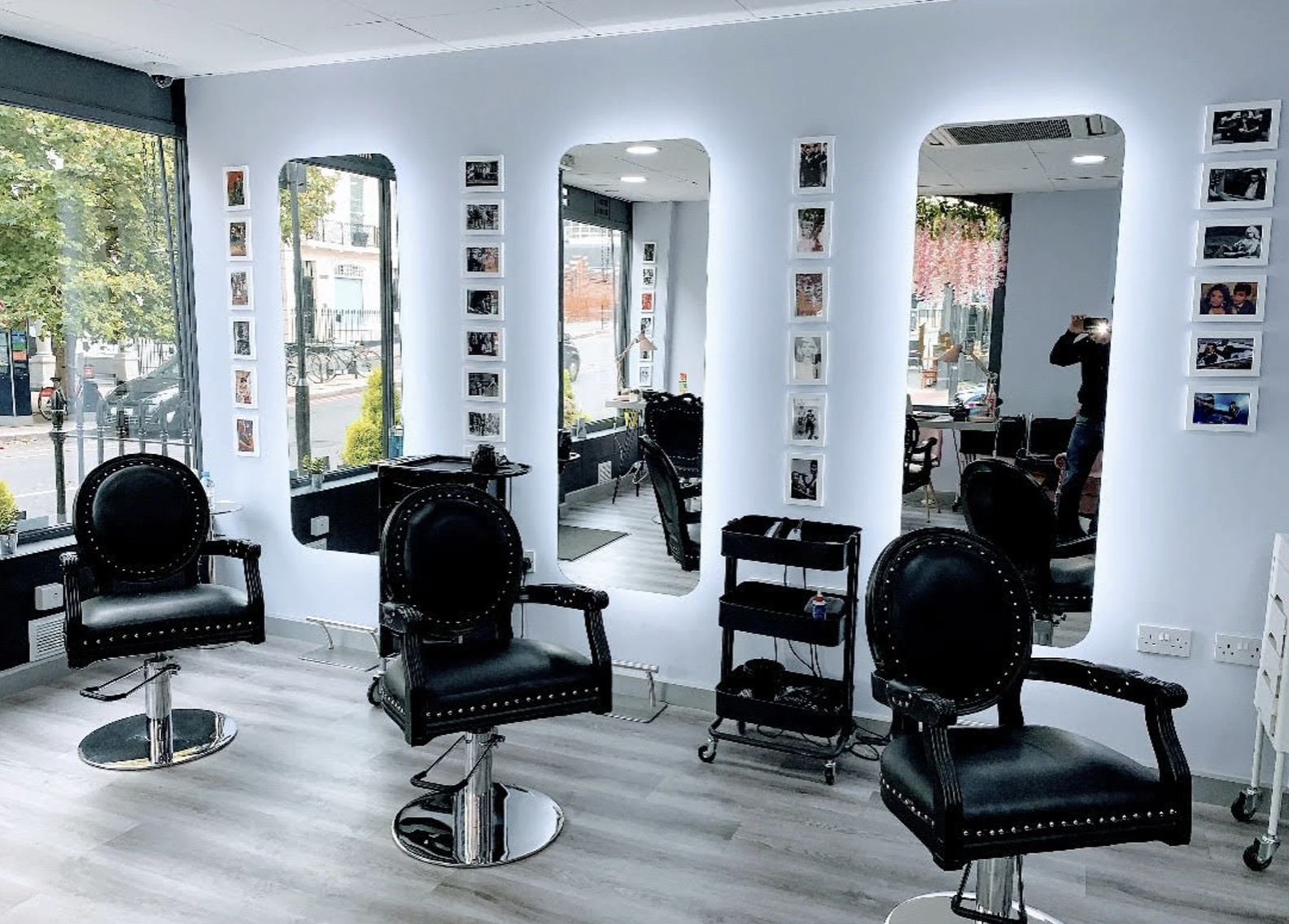 10 Salon Chairs To Hire in London : HotPatch